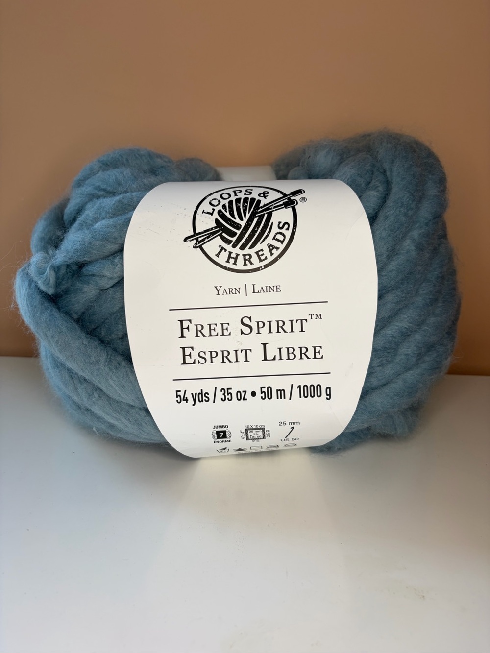 🏷️NWT • Loops & Threads Chunky Yarn